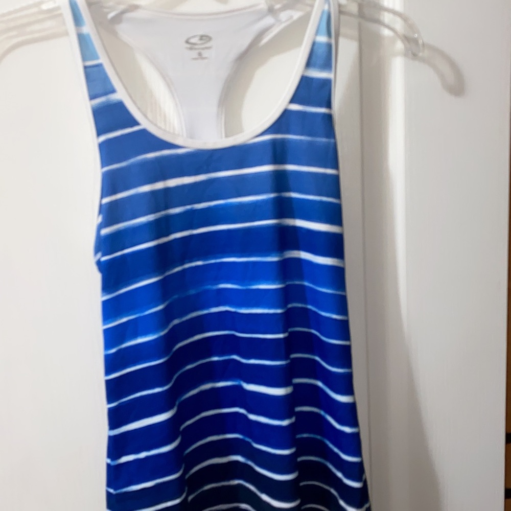 Women’s workout shirt